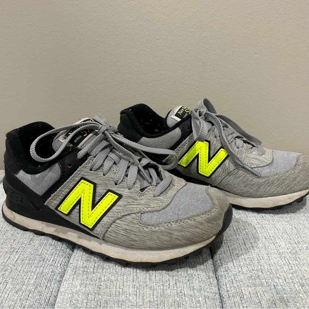 Size 6 New Balance